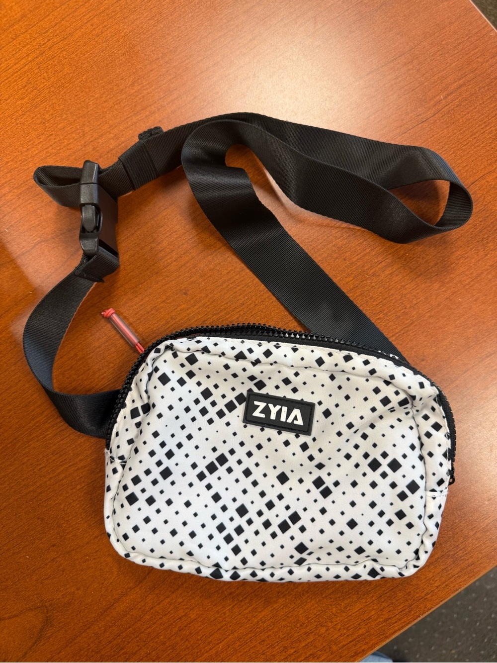 ZYIA Black & White Geometric Belt Bag